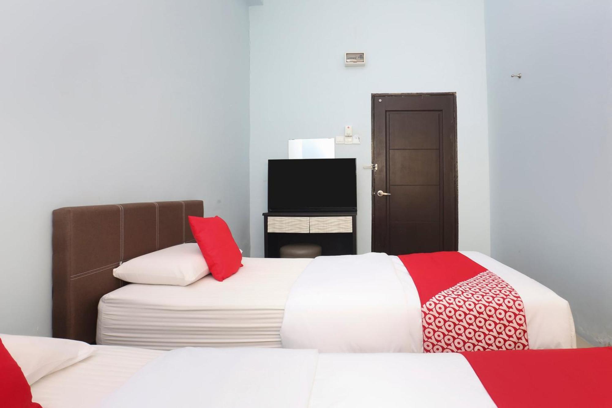 Oyo 90132 Come Inn Premium Kuala Terengganu Exteriör bild