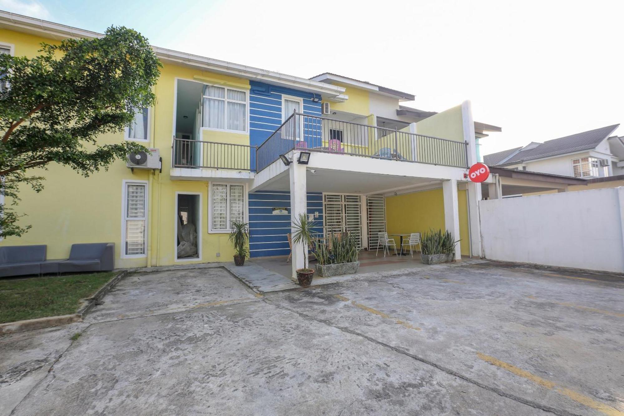 Oyo 90132 Come Inn Premium Kuala Terengganu Exteriör bild