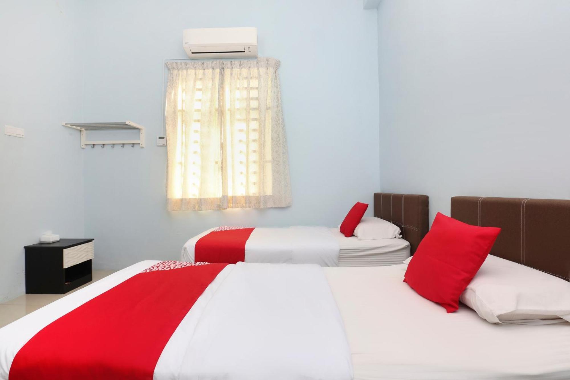 Oyo 90132 Come Inn Premium Kuala Terengganu Exteriör bild