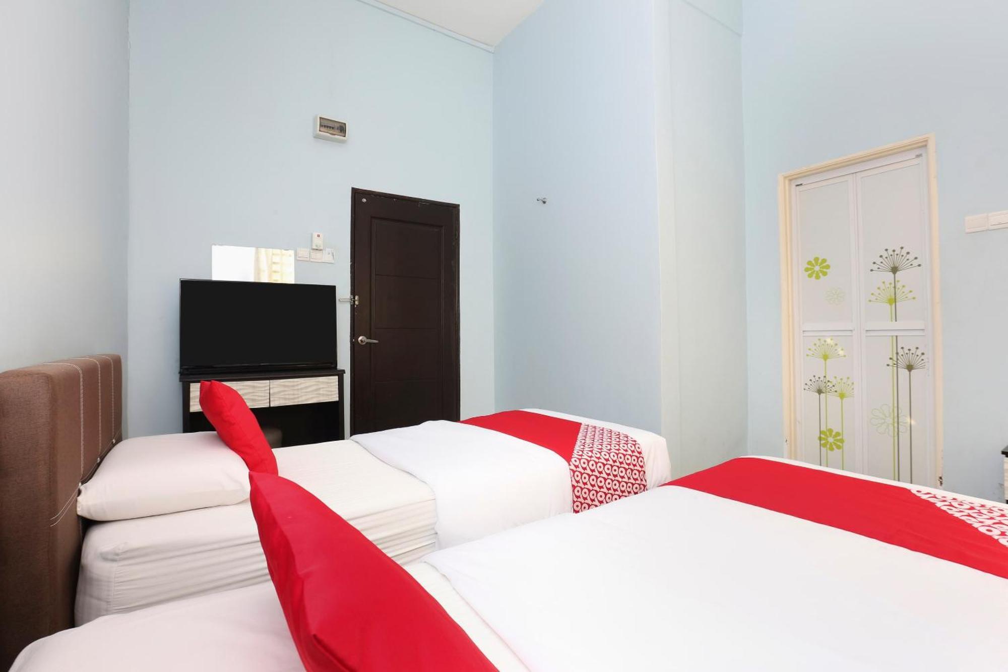 Oyo 90132 Come Inn Premium Kuala Terengganu Exteriör bild